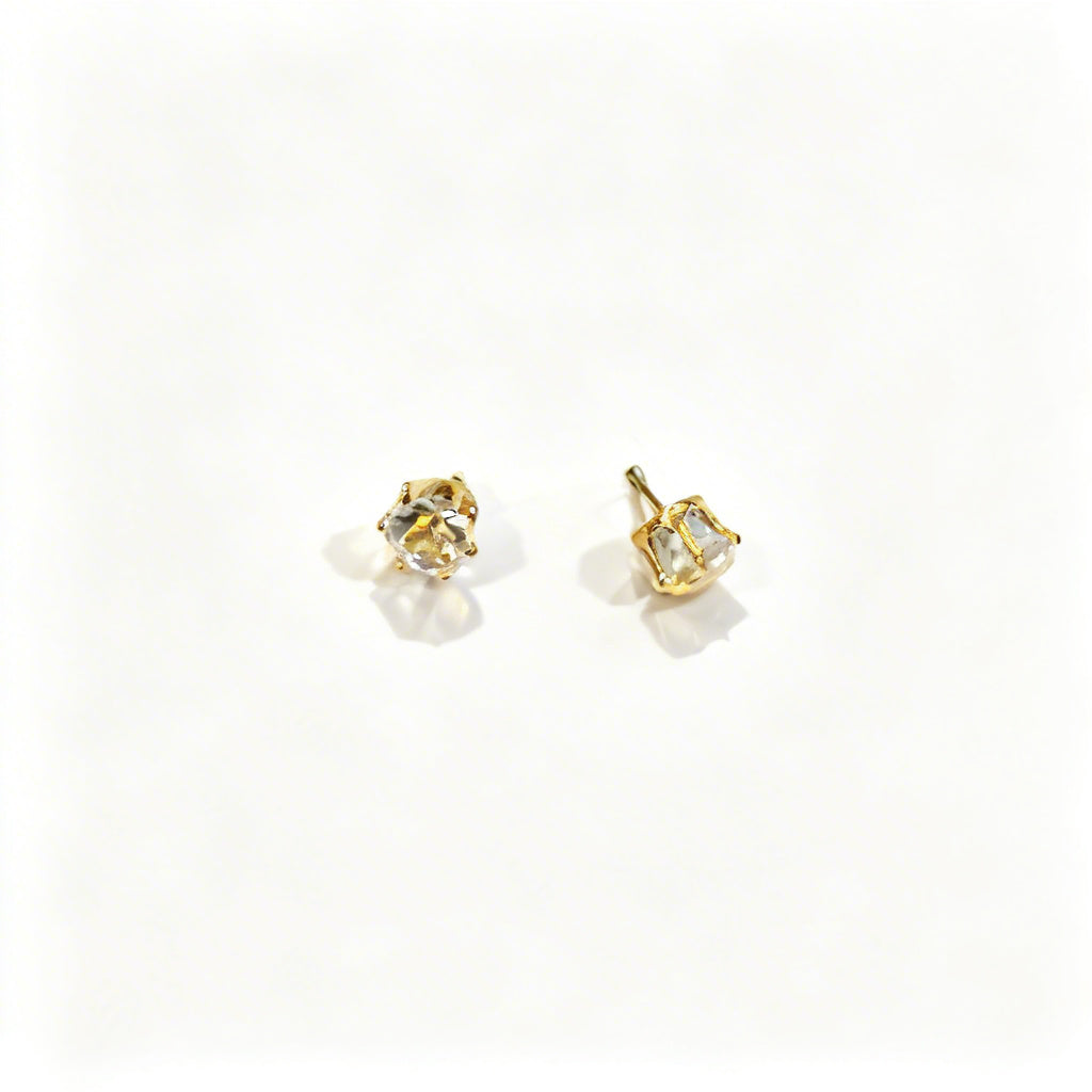 Zircon Golden Stud