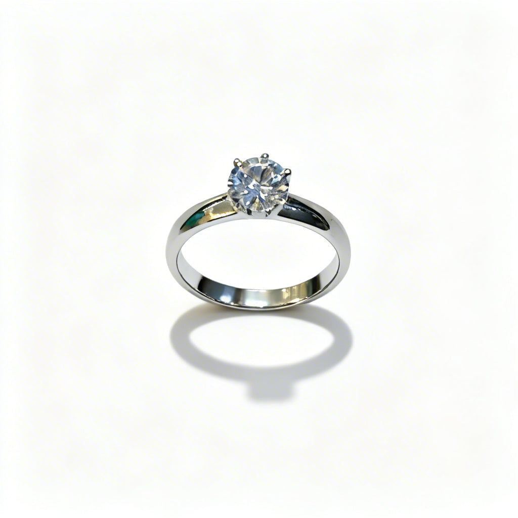 Luna Dot Ring